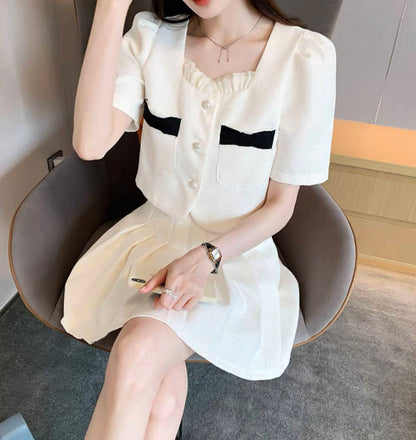 2024 New Fashion Short Jacket + Hip-wrapped Pleated Skirt Set