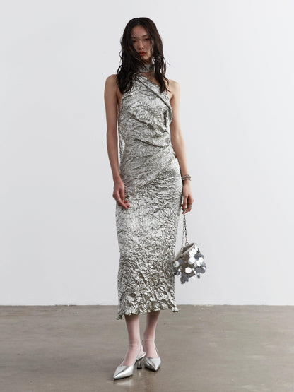 metallic crinkle one-shoulder maxi dress - women's silver textured evening gown with asymmetric strap